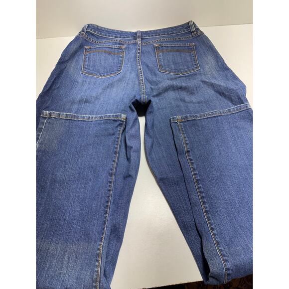 LL Bean Favorite Fit/Curvy Women’s Jeans Sz 12T Medium Wash 33X34 - Picture 4 of 6